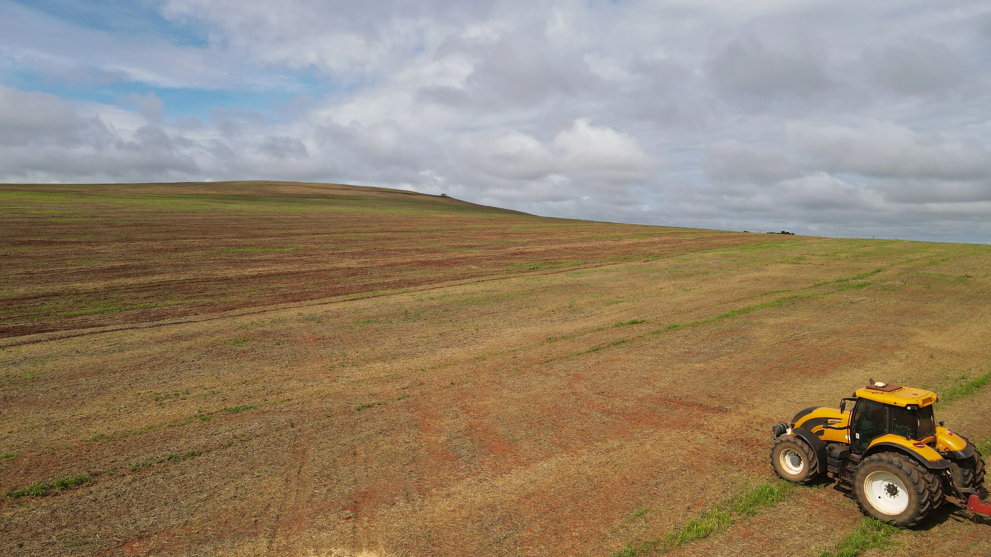 FAZENDA em MONTE CARMELO - FA00079