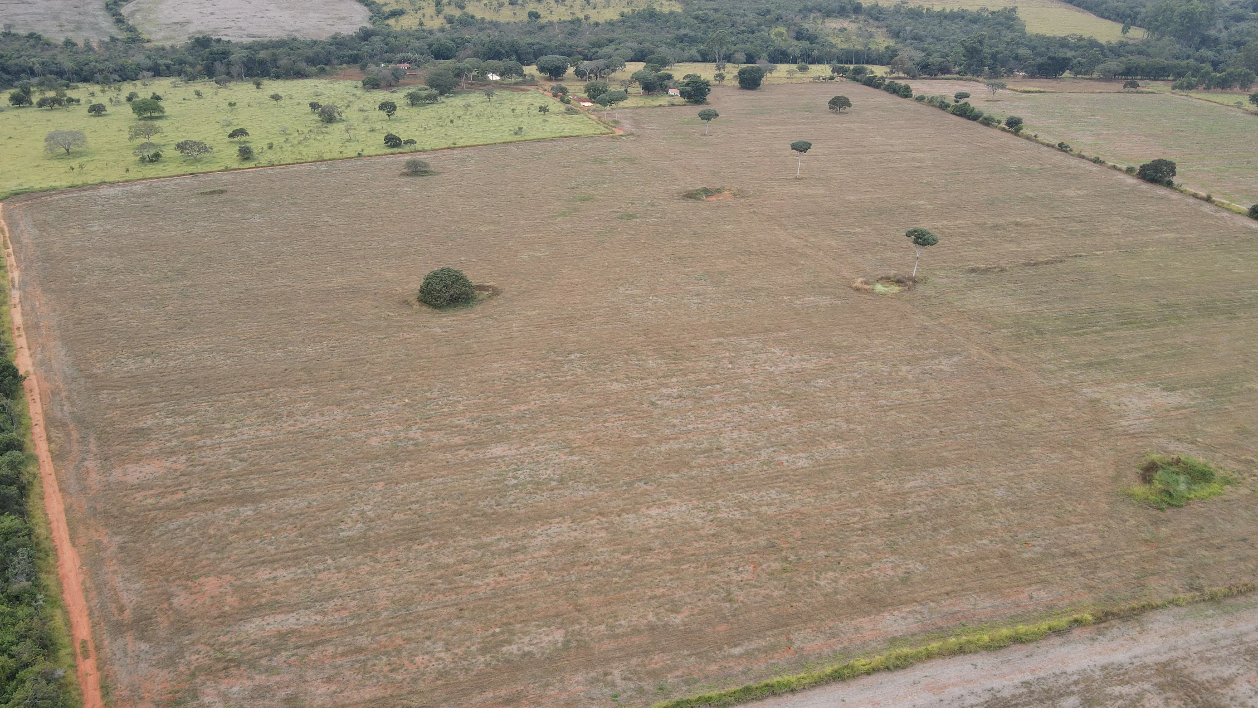 FAZENDA em ZONA RURAL DE COROMANDEL, COROMANDEL - FA00213