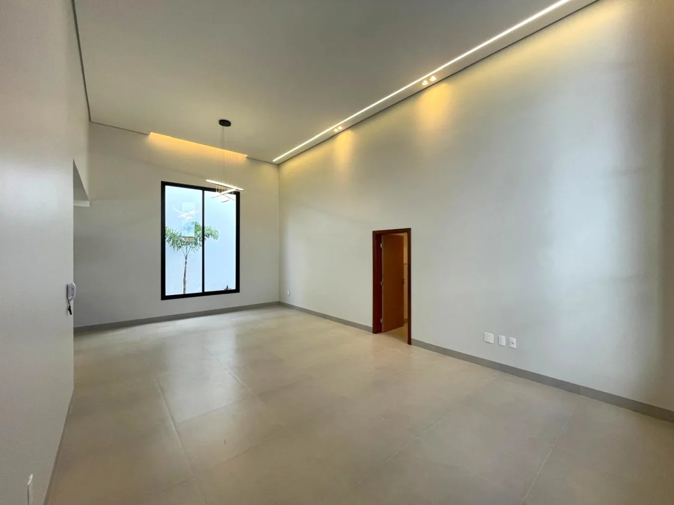 Imóvel Novo Com Excelente Padrão De Acabamento No Bairro Matinha Em Patrocínio-Mg