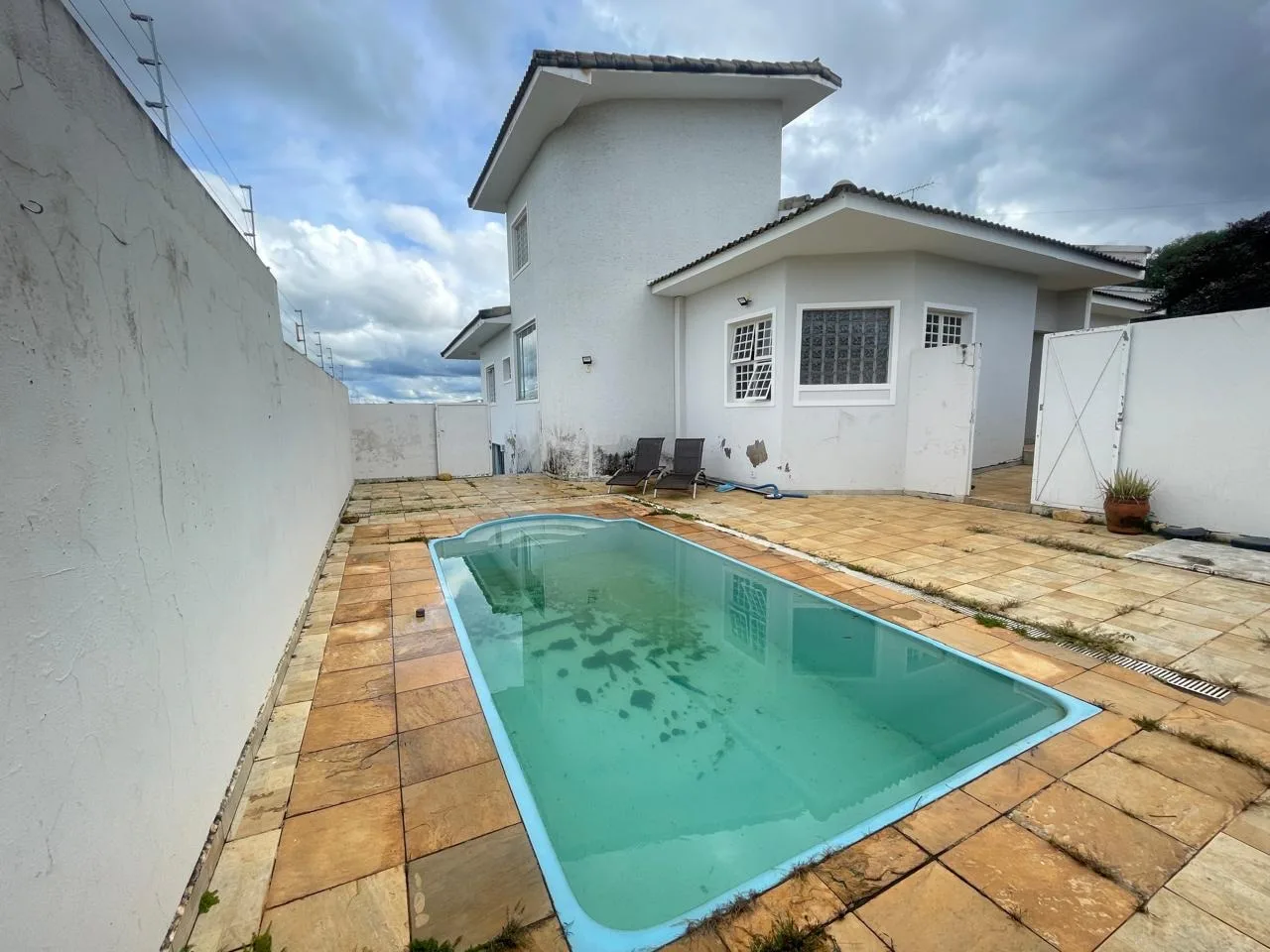 Imóvel Com Excelente Localização No Bairro Cidade Jardim Em Patrocínio-Mg.