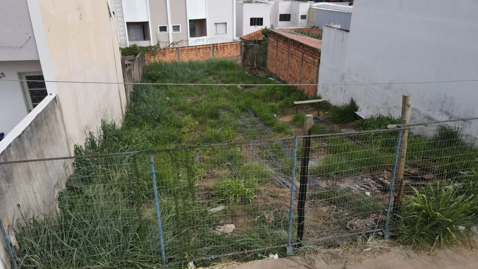 Terreno No Bairro São Vicente Em Patrocínio-Mg.