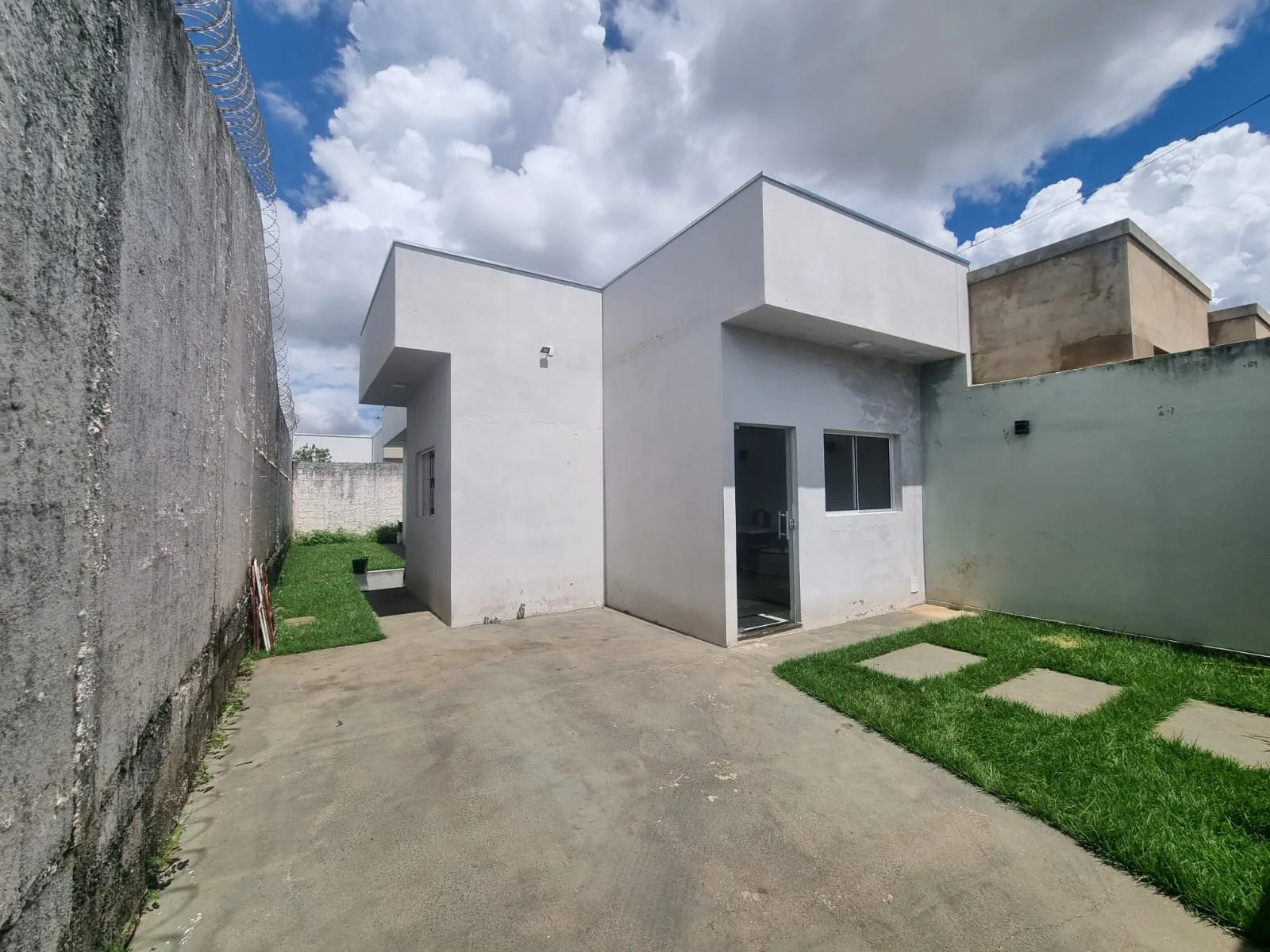 Casa No Bairro Eneias Ferreira De Aguiar Em Patrocinio Mg