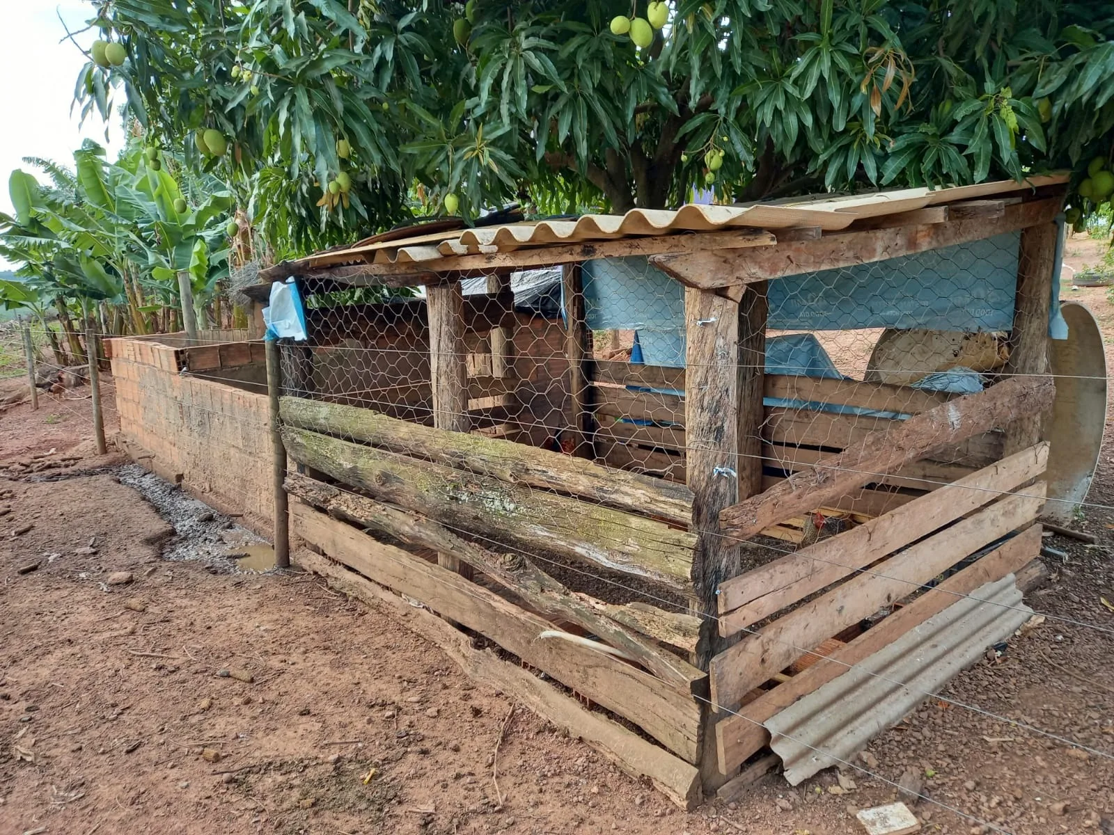 Bela Chácara À Venda Em Silvano, Município De Patrocínio - Mg.