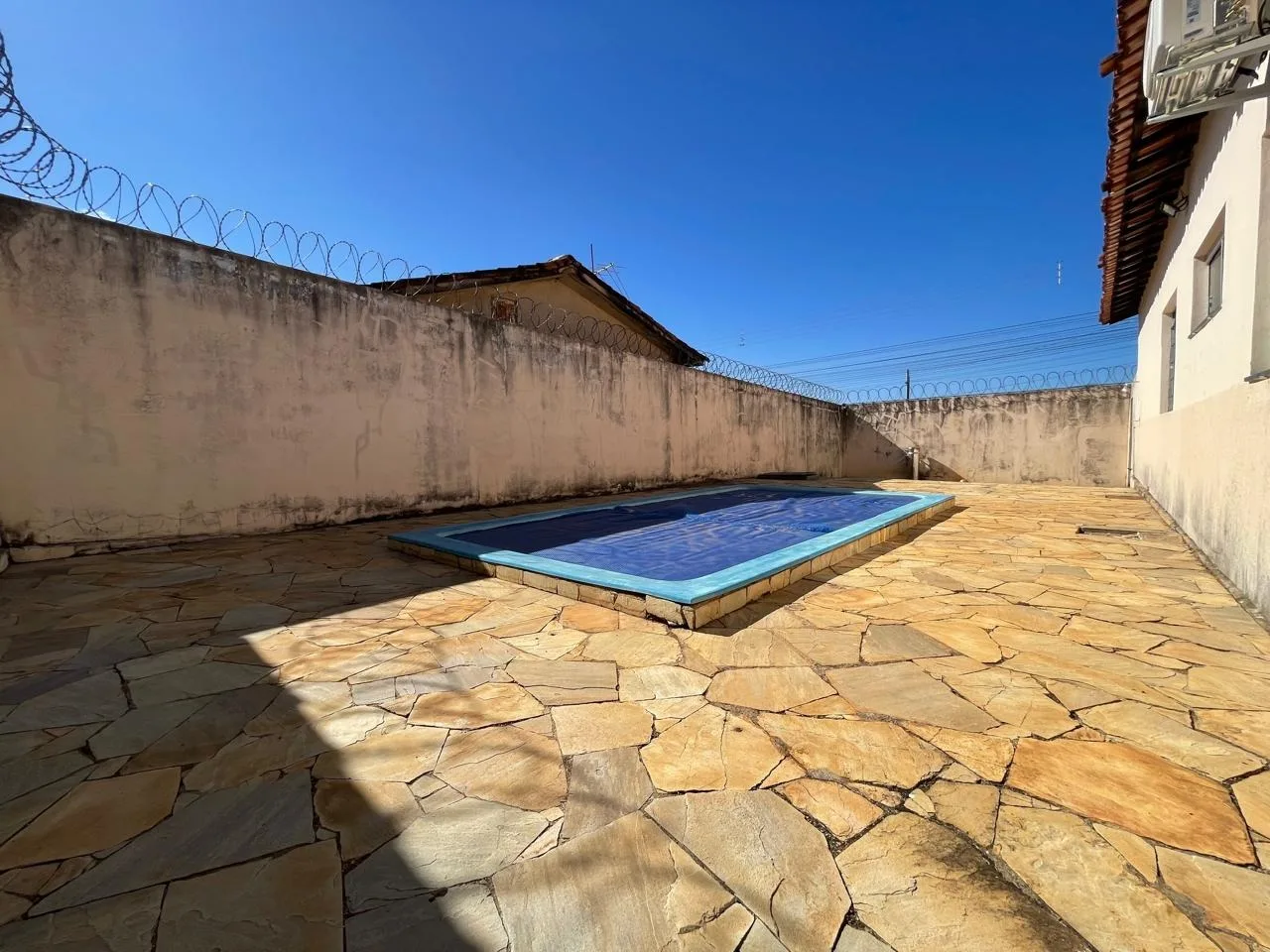 Imóvel Com Piscina No Bairro São Cristovão Em Patrocínio-Mg