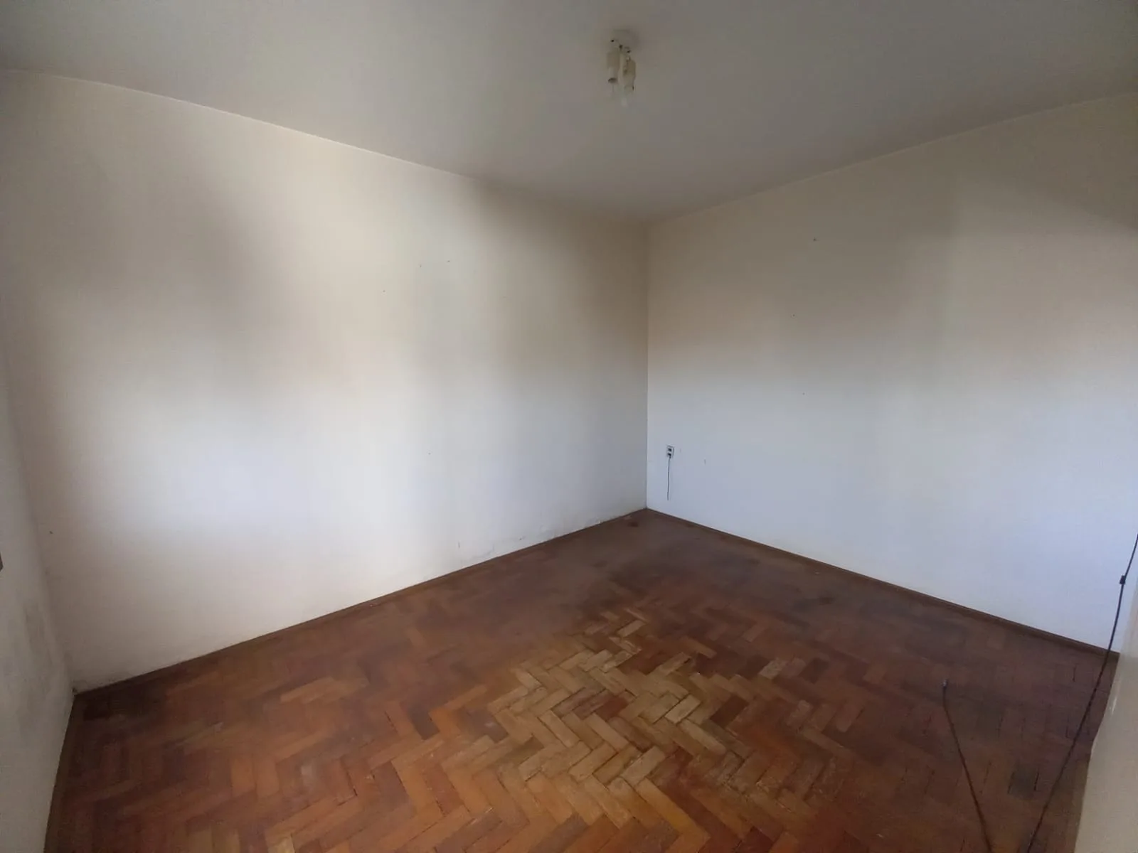 Casa No Bairro Nossa Senhora De Fátima Em Patrocínio-Mg.