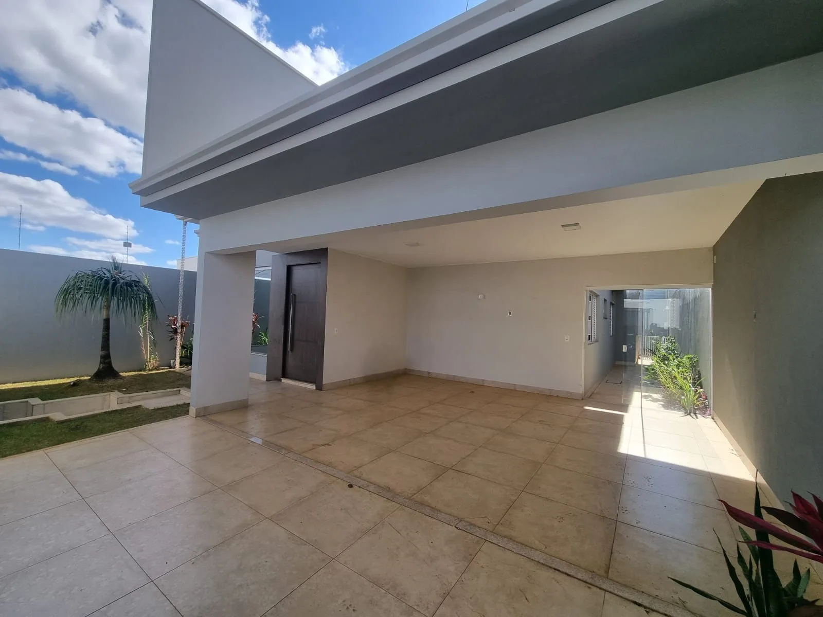 Imóvel De Alto Padrão No Bairro Chácara Flora Em Patrocínio-Mg