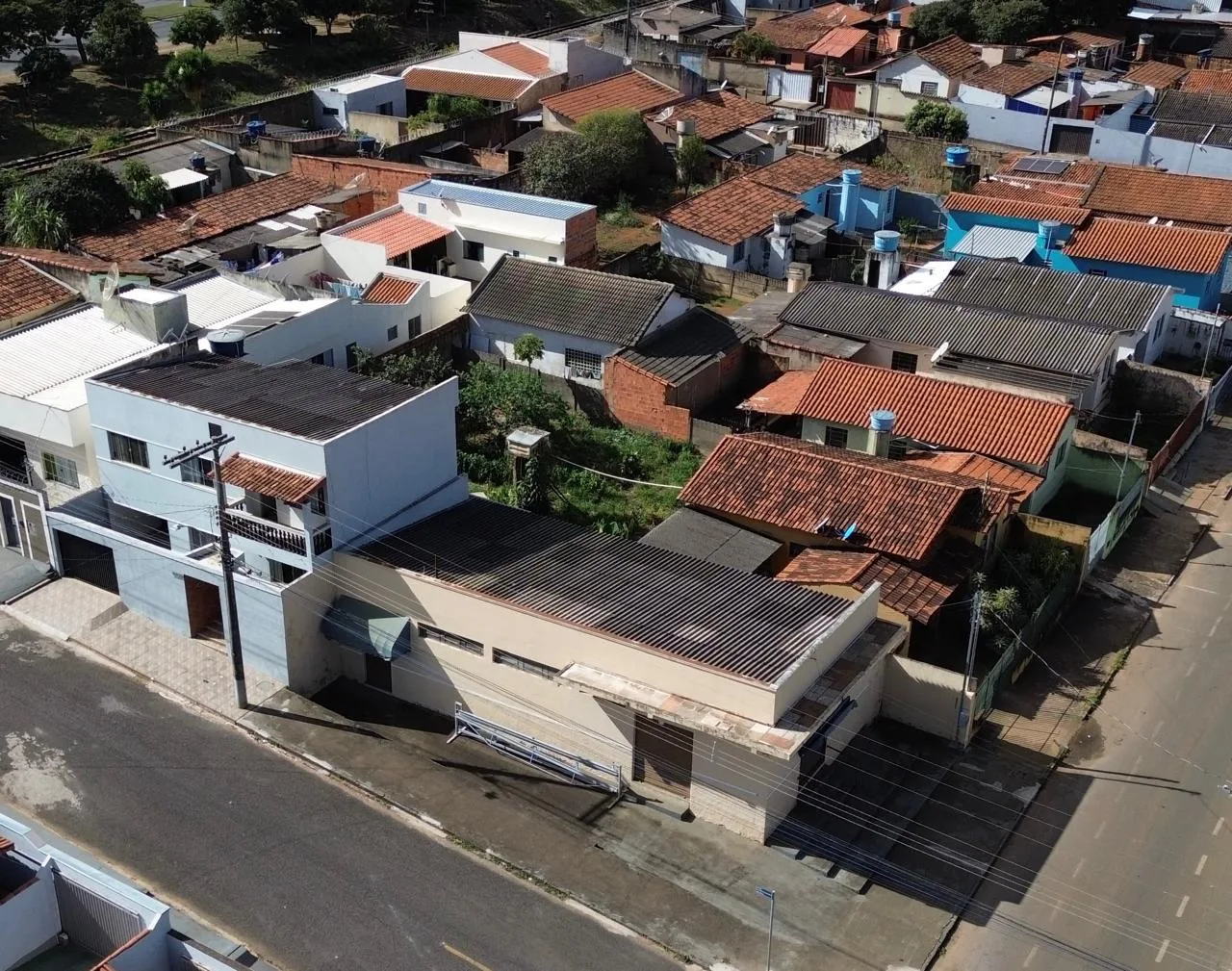 Oportunidade Sobrado E Ponto Comercial A Venda No Bairro Boa Esperança Em Patrocínio-Mg
