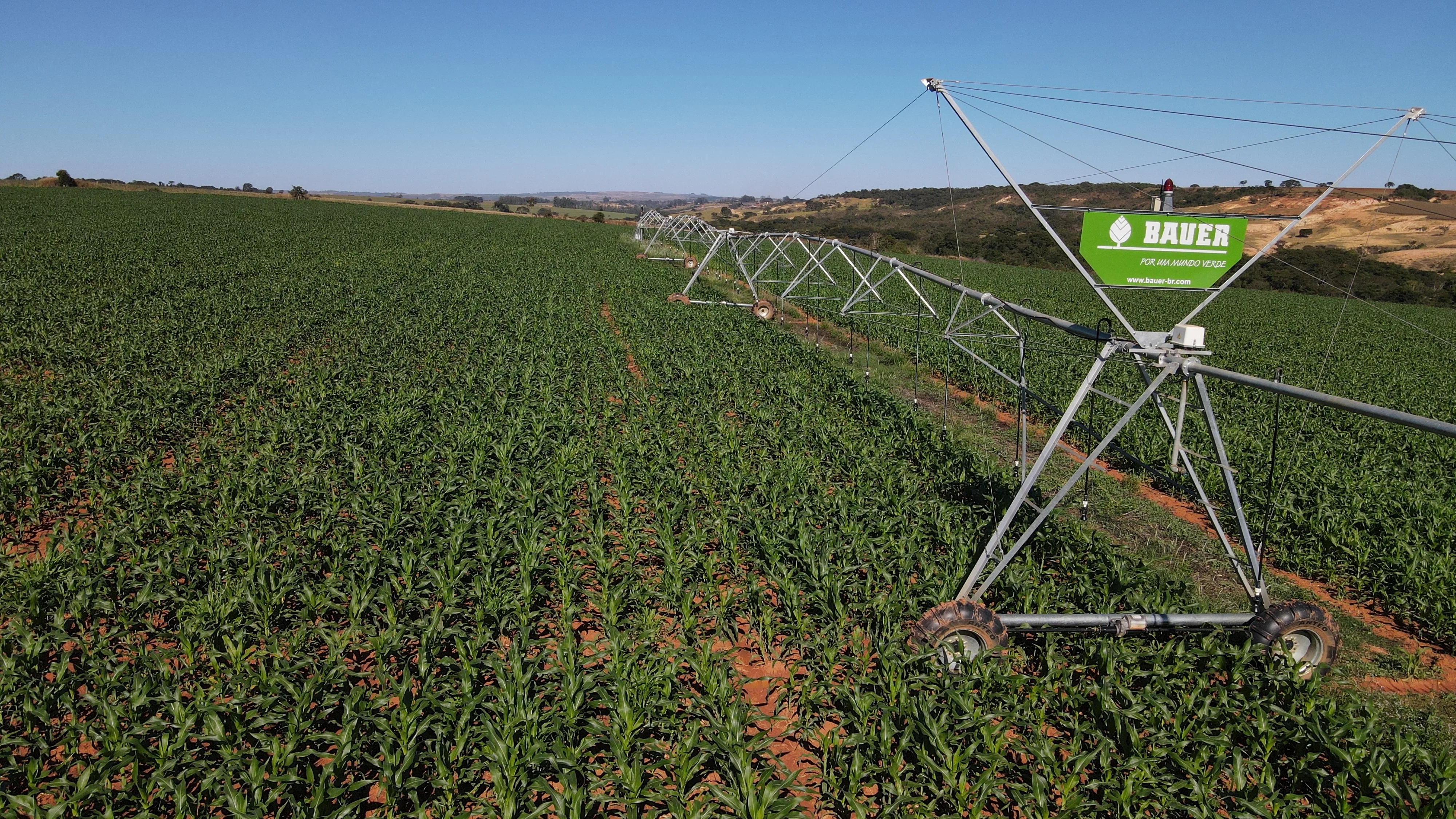 Fazenda Com Pivô Para Hf E Cereais