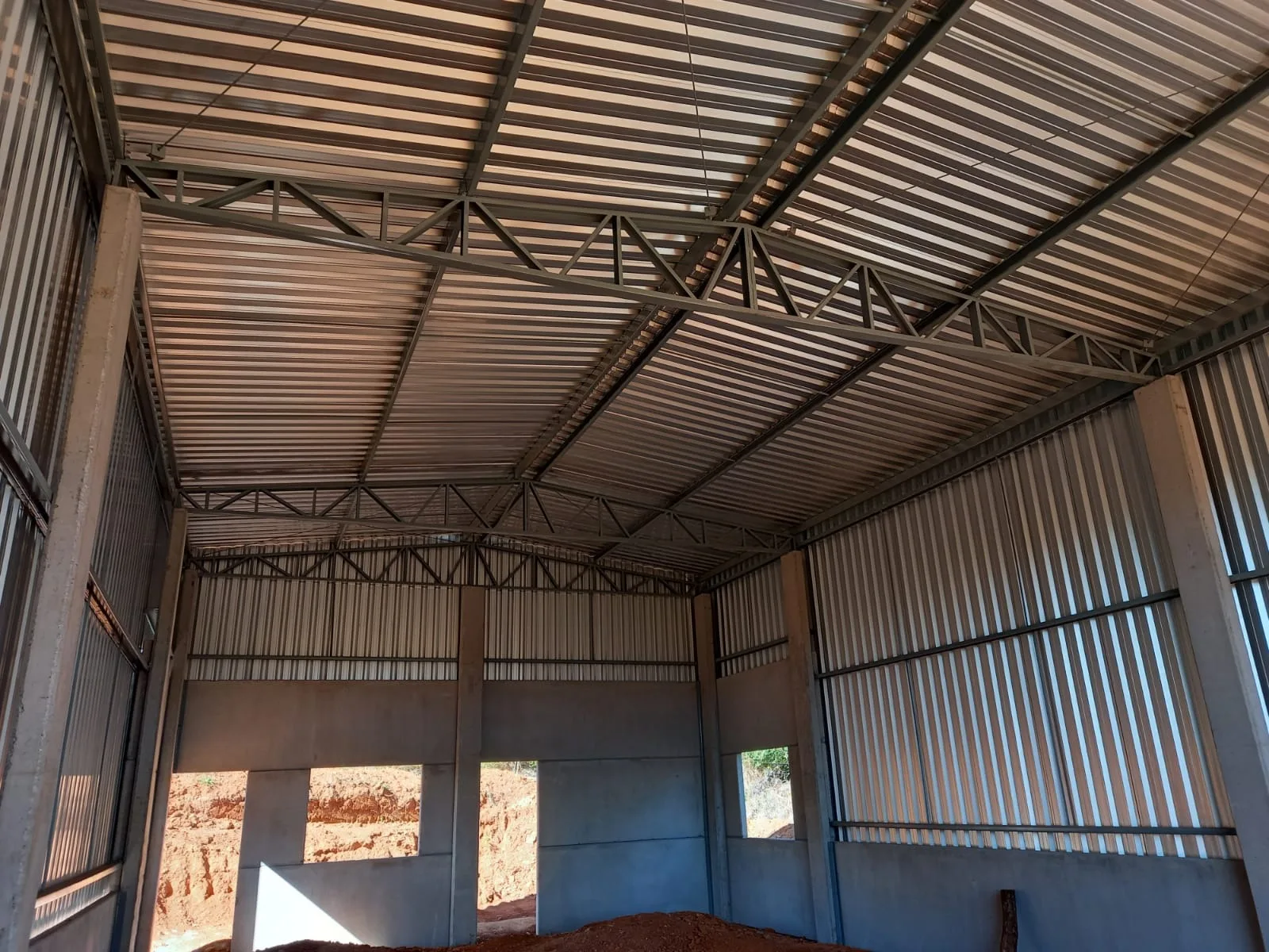Fazenda Com Pivô Para Hf E Cereais