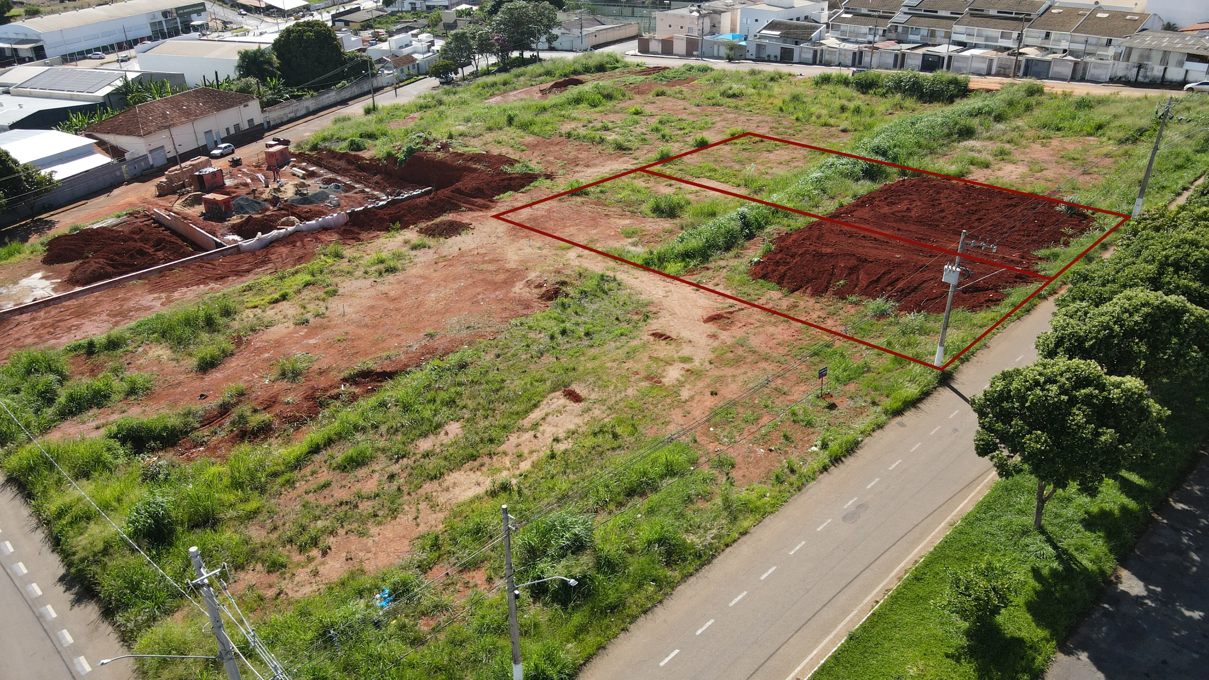 Vende-Se Terreno Com Localização Estrategica E Privilegiada Em Patrocínio-Mg