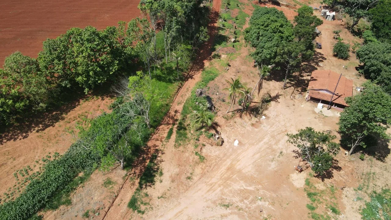 Excelente fazenda na região de Santa Luzia dos Barros em Patrocínio- MG.