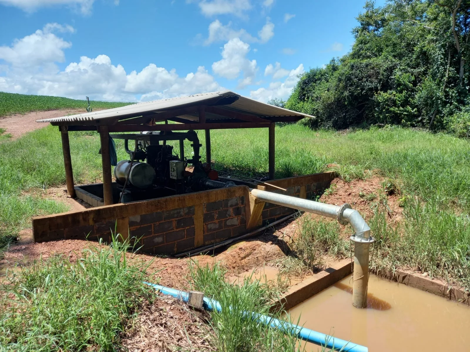 Fazenda Com Pivôs Próximo A Lagamar Dos Coqueiros Em Coromandel/Mg