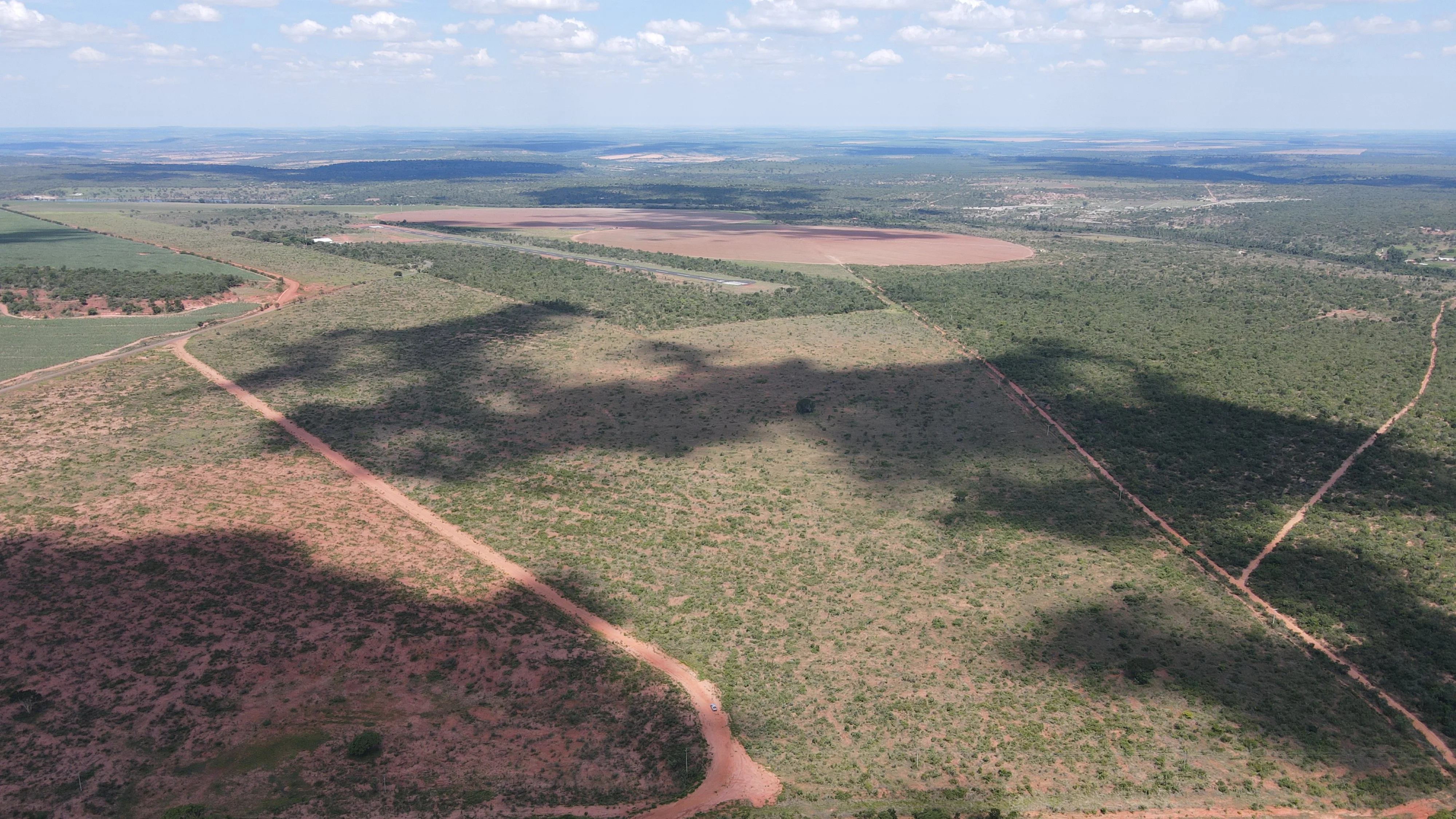 Fazenda Com Pivôs Em João Pinheiro / Mg