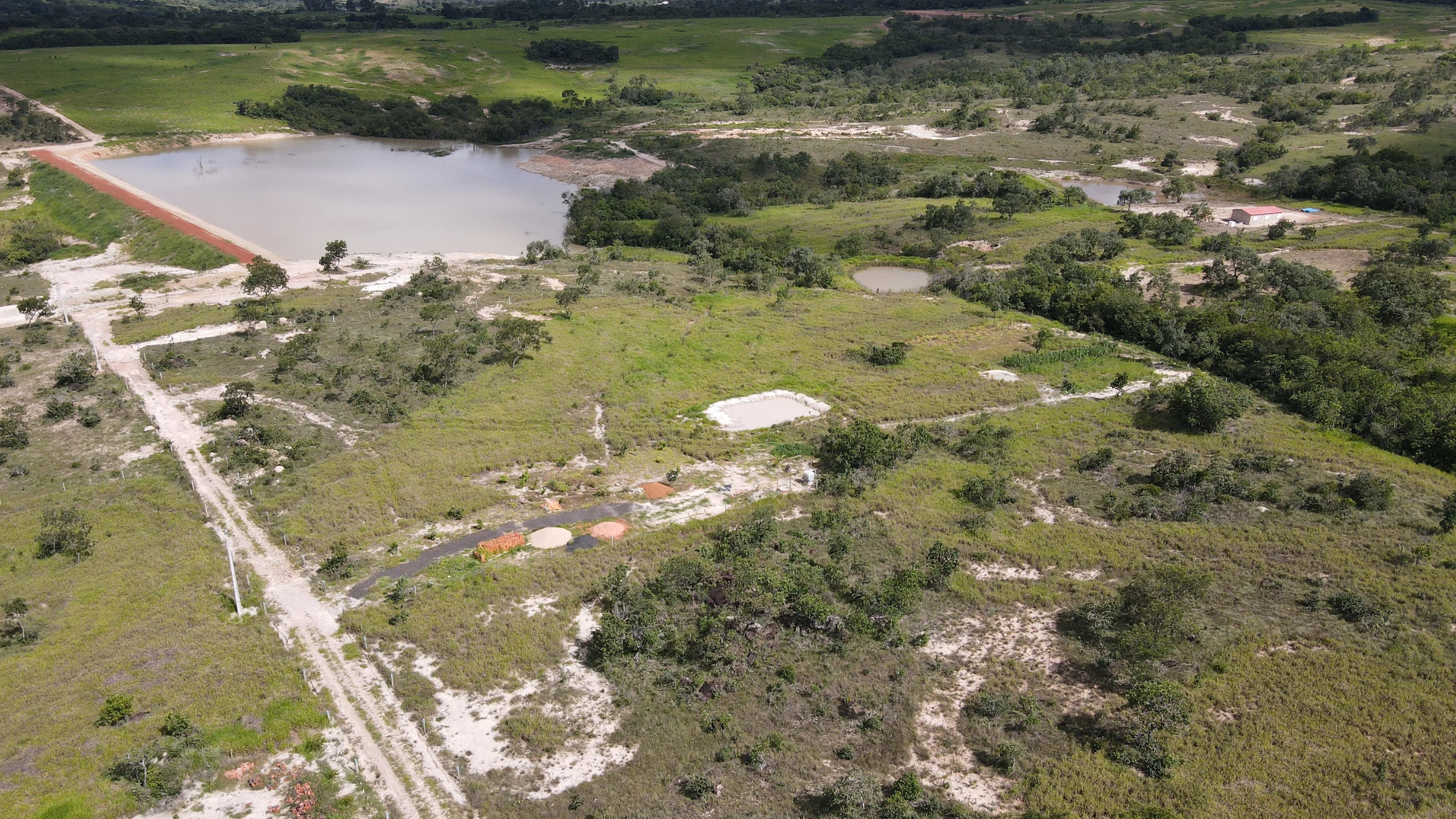 CHACARA em MATINHA, MONTE CARMELO - CH00074