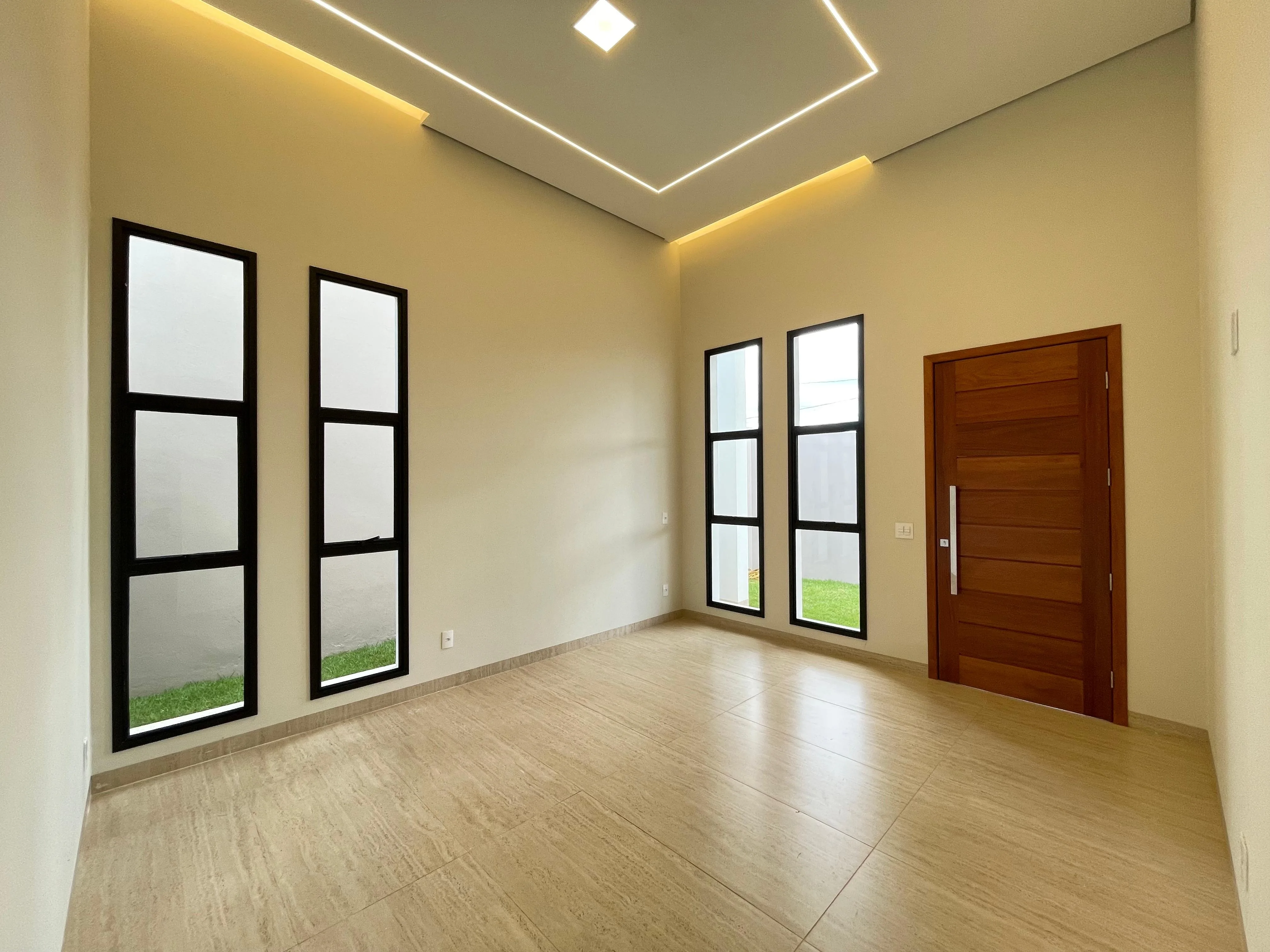 Oportunidade Exclusiva Para Quem Busca Espaço E Lazer Completo No Bairro Chacara Flora Em Patrocínio-Mg
