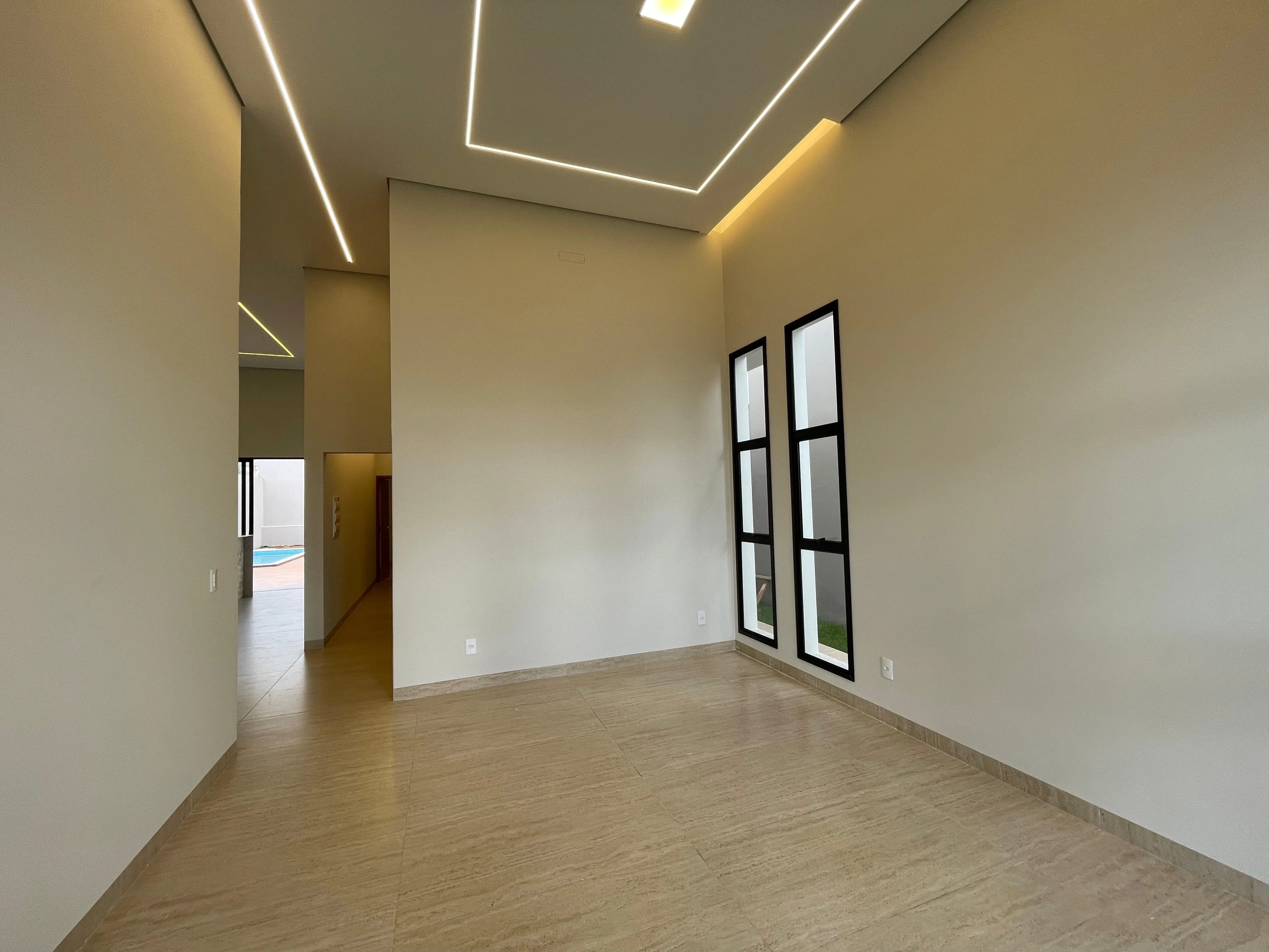 Oportunidade Exclusiva Para Quem Busca Espaço E Lazer Completo No Bairro Chacara Flora Em Patrocínio-Mg