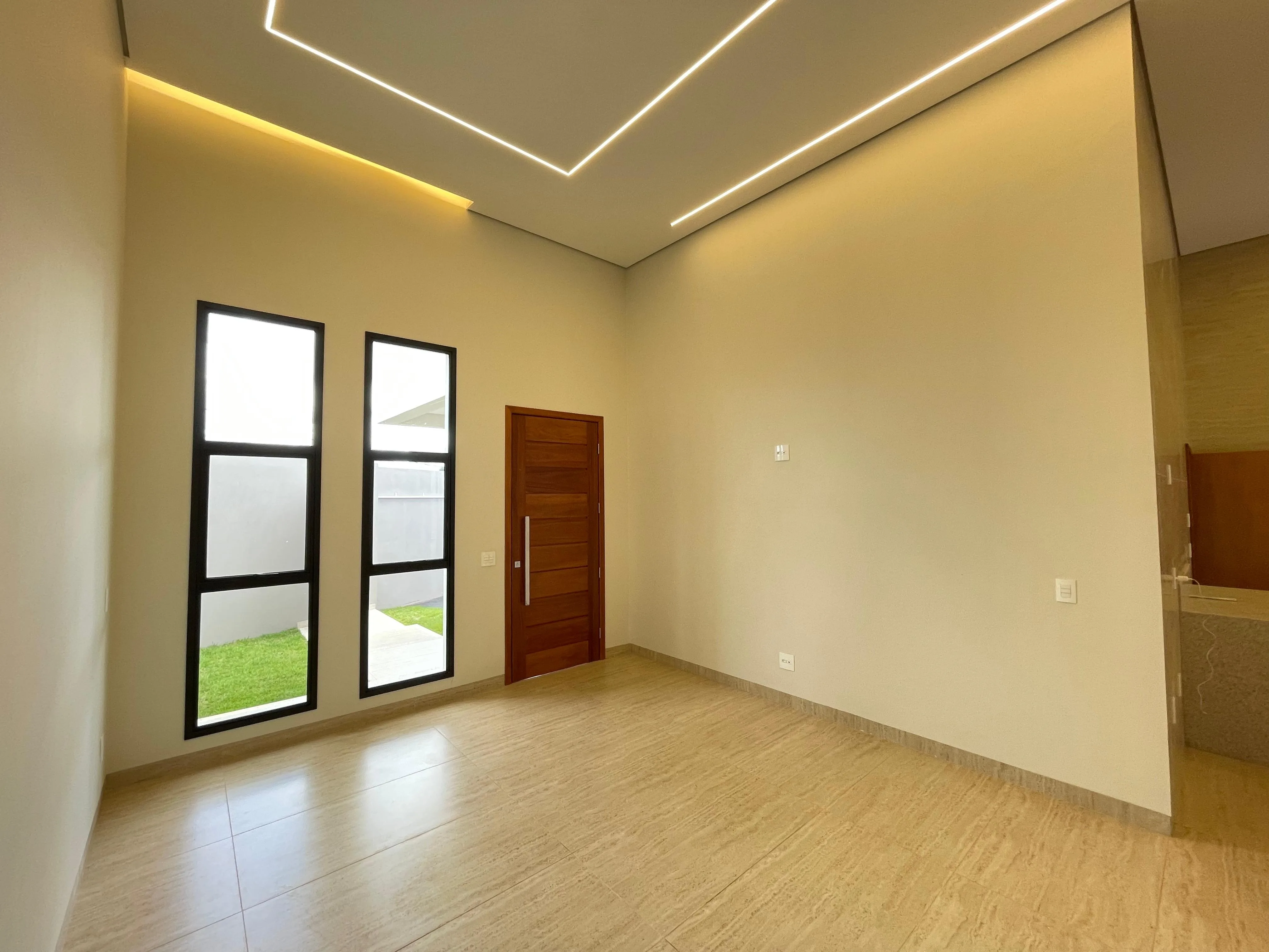 Oportunidade Exclusiva Para Quem Busca Espaço E Lazer Completo No Bairro Chacara Flora Em Patrocínio-Mg