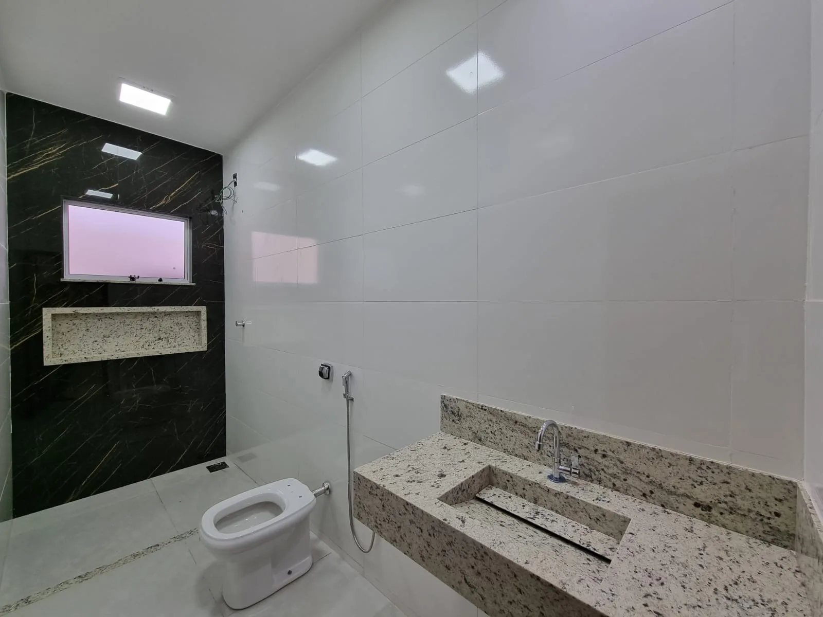 Imóvel Com Excelente Localização No Bairro Martim Gallego Em Patrocínio-Mg