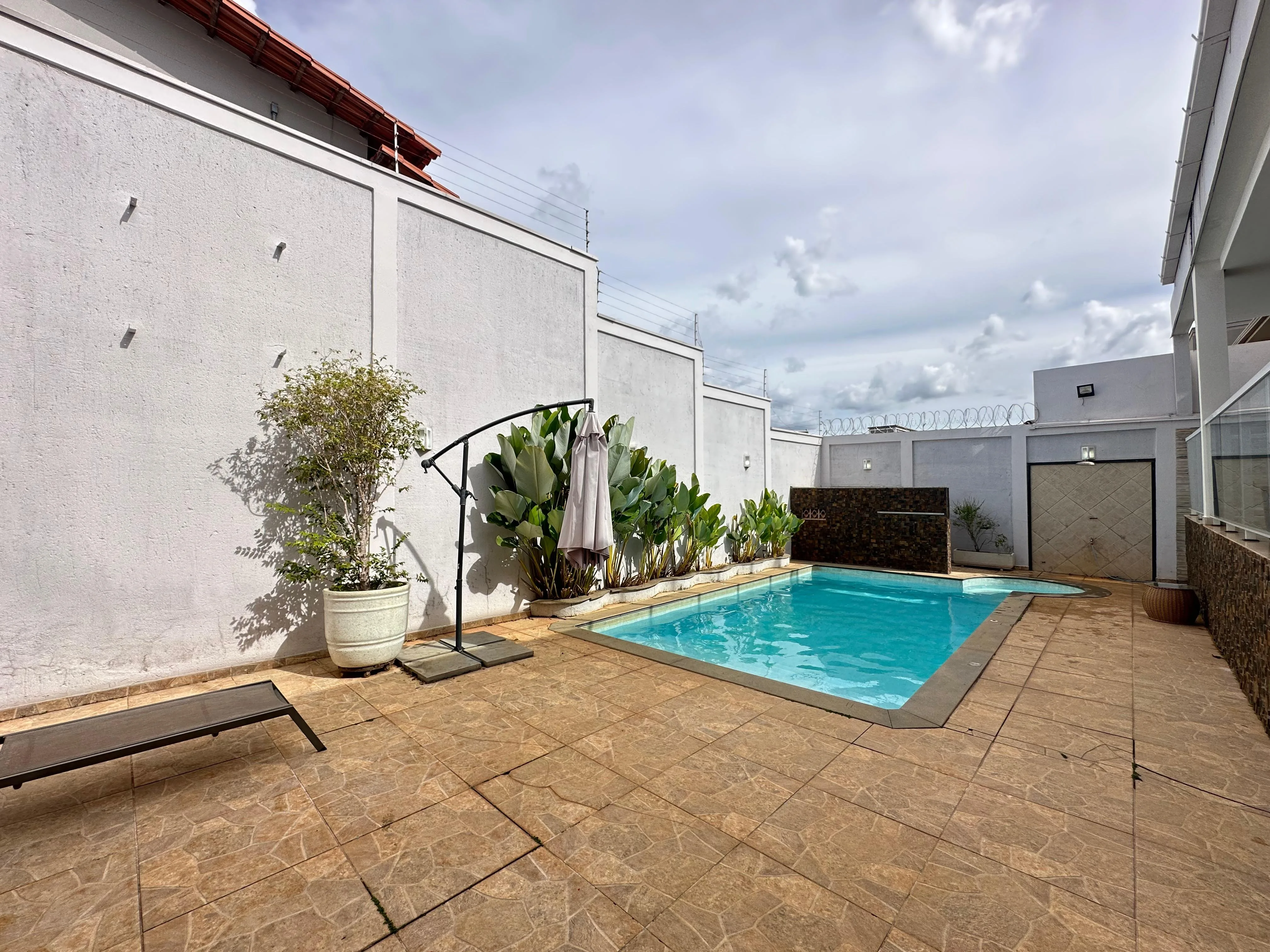 Oportunidade À Venda No Bairro Cidade Jardim: Imóvel De Alto Padrão Com Excelente Acabamento.
