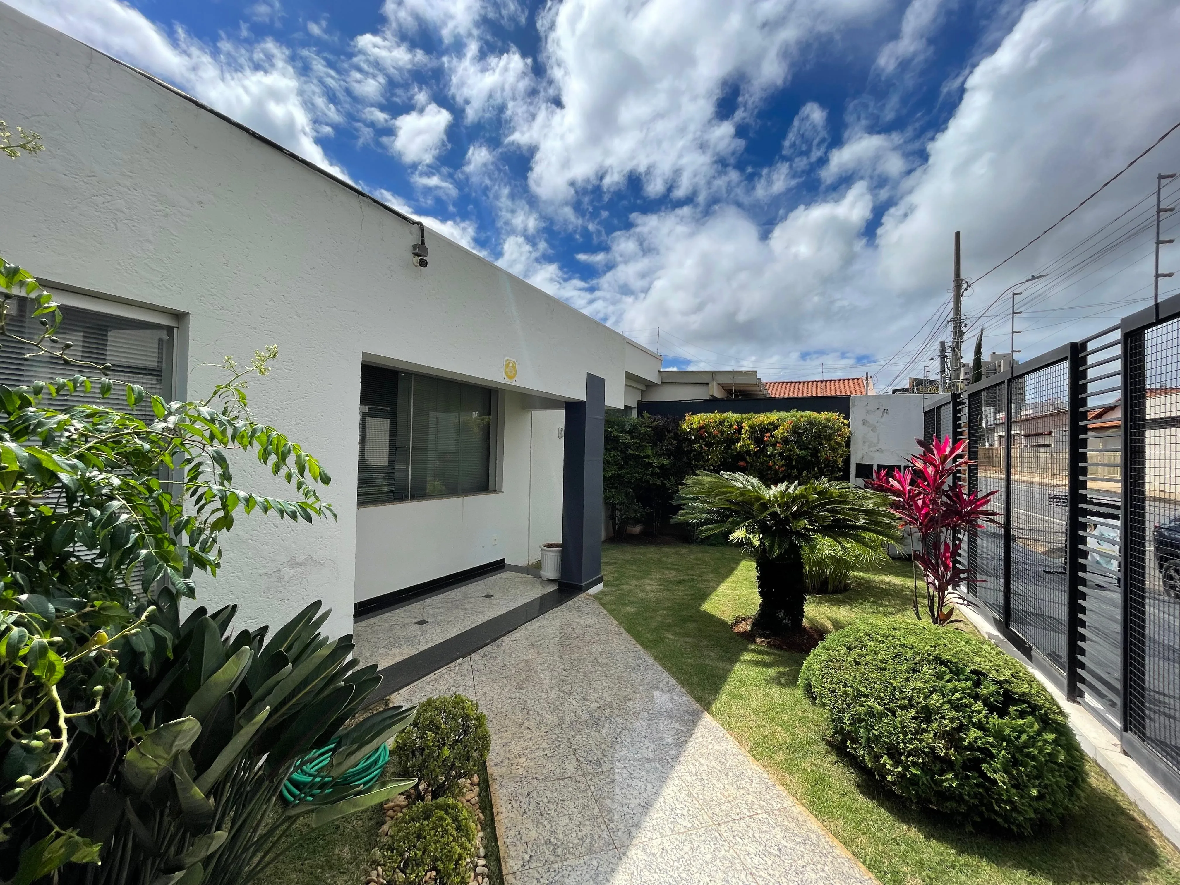 Clínica Completa A Venda No Coração De Patrocínio-Mg
