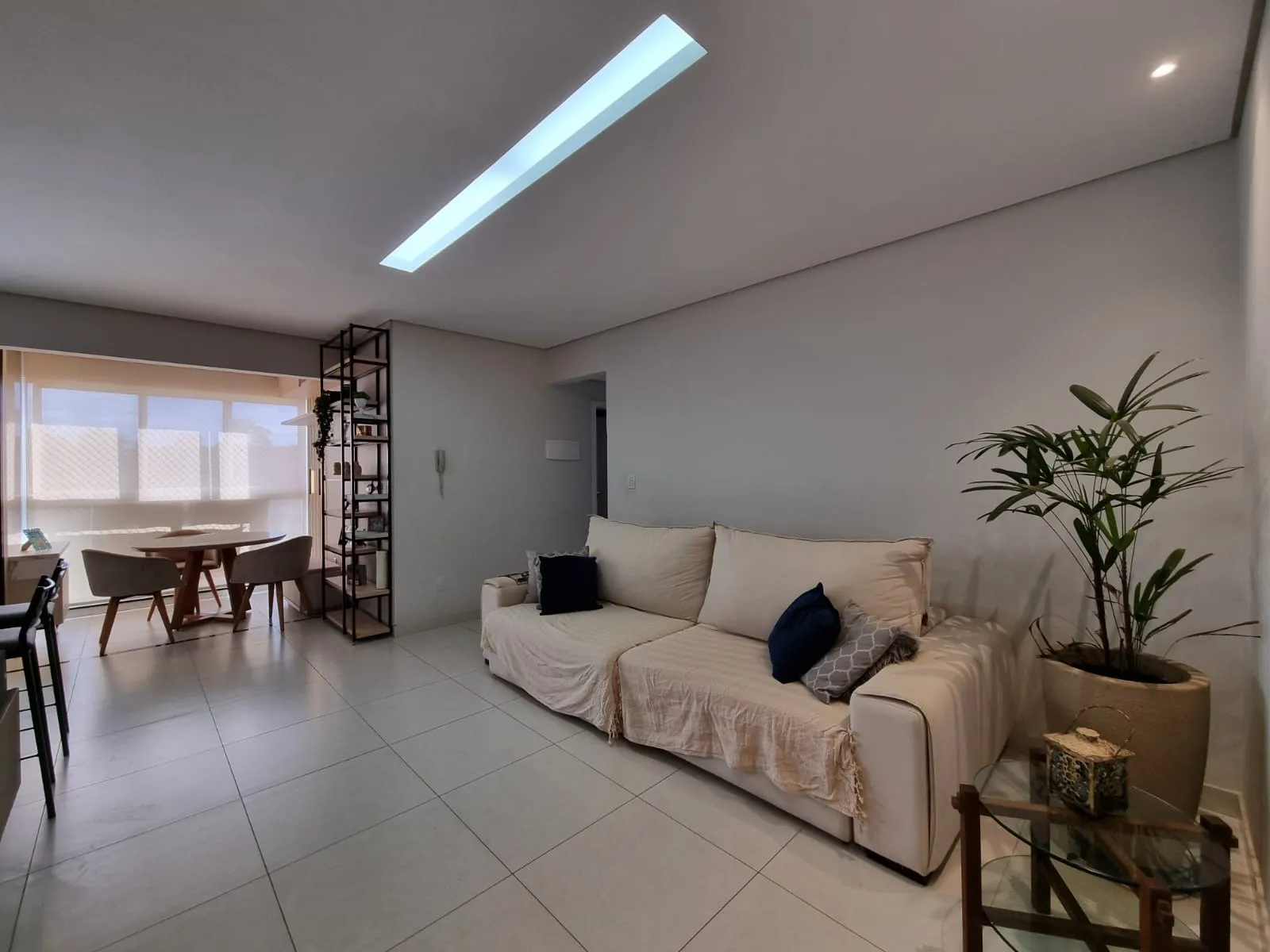 APARTAMENTO COM EXCELENTE LOCALIZAÇÃO EM PATROCÍNIO-MG.