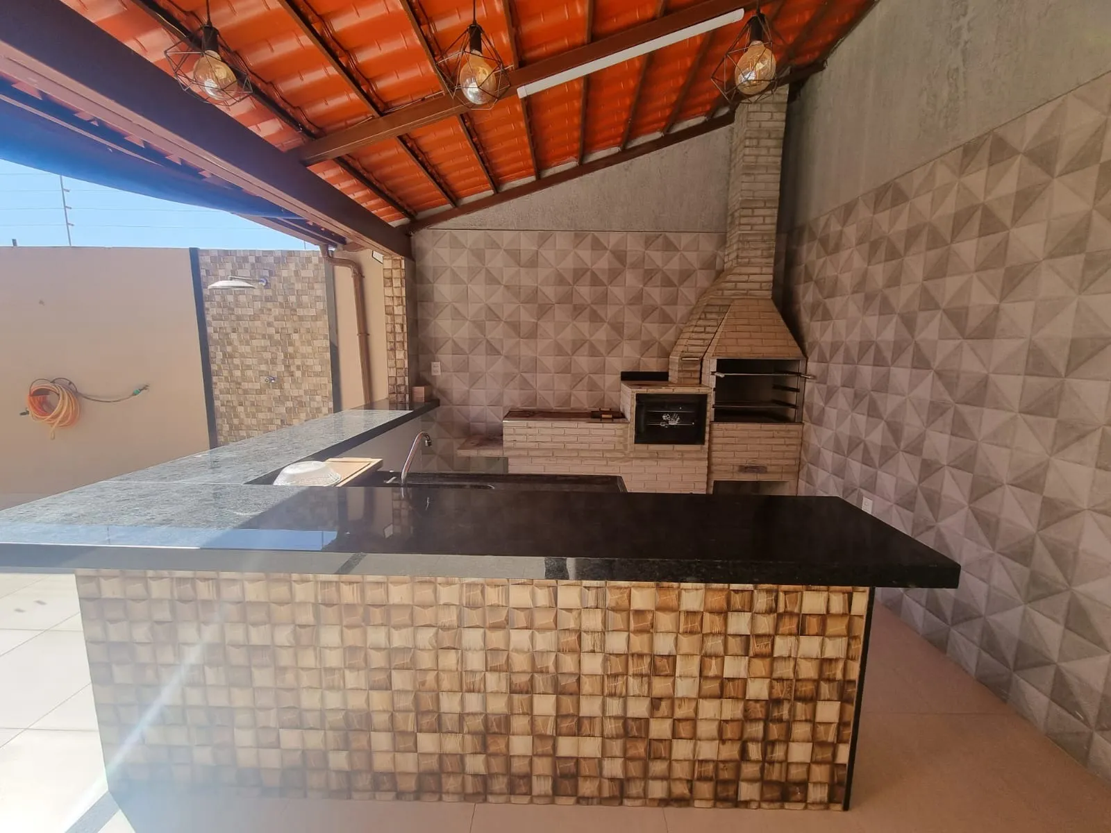 IMÓVEL À VENDA NO BAIRRO PADRE EUSTÁQUIO EM PATROCÍNIO-MG.