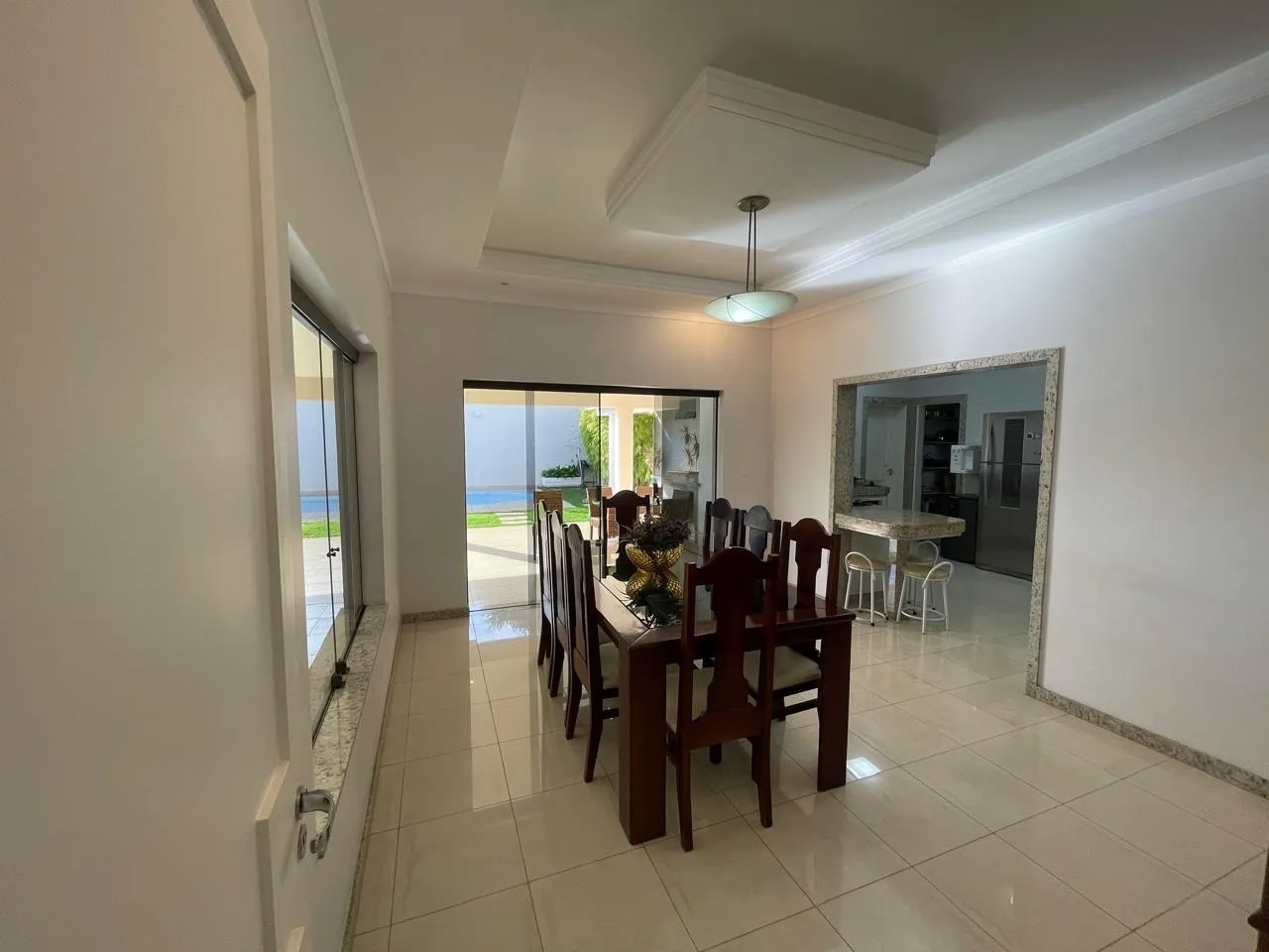 IMÓVEL DE ALTO PADRÃO COM EXCELENTE LOCALIZAÇÃO EM PATROCÍNIO-MG.