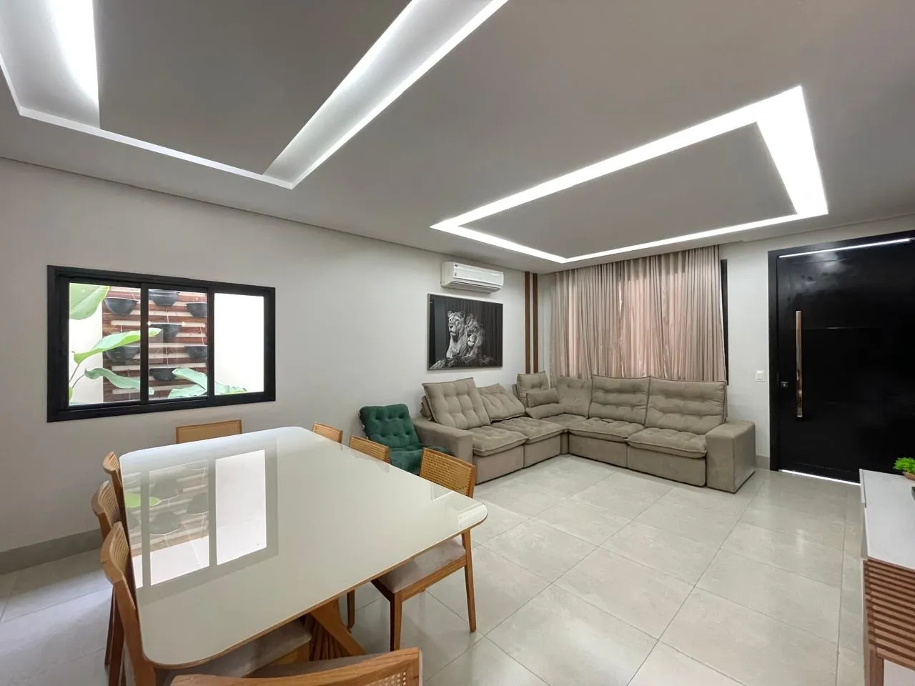 CASA DE ALTO PADRÃO A VENDA NO BAIRRO OURO PRETO EM PATROCÍNIO-MG