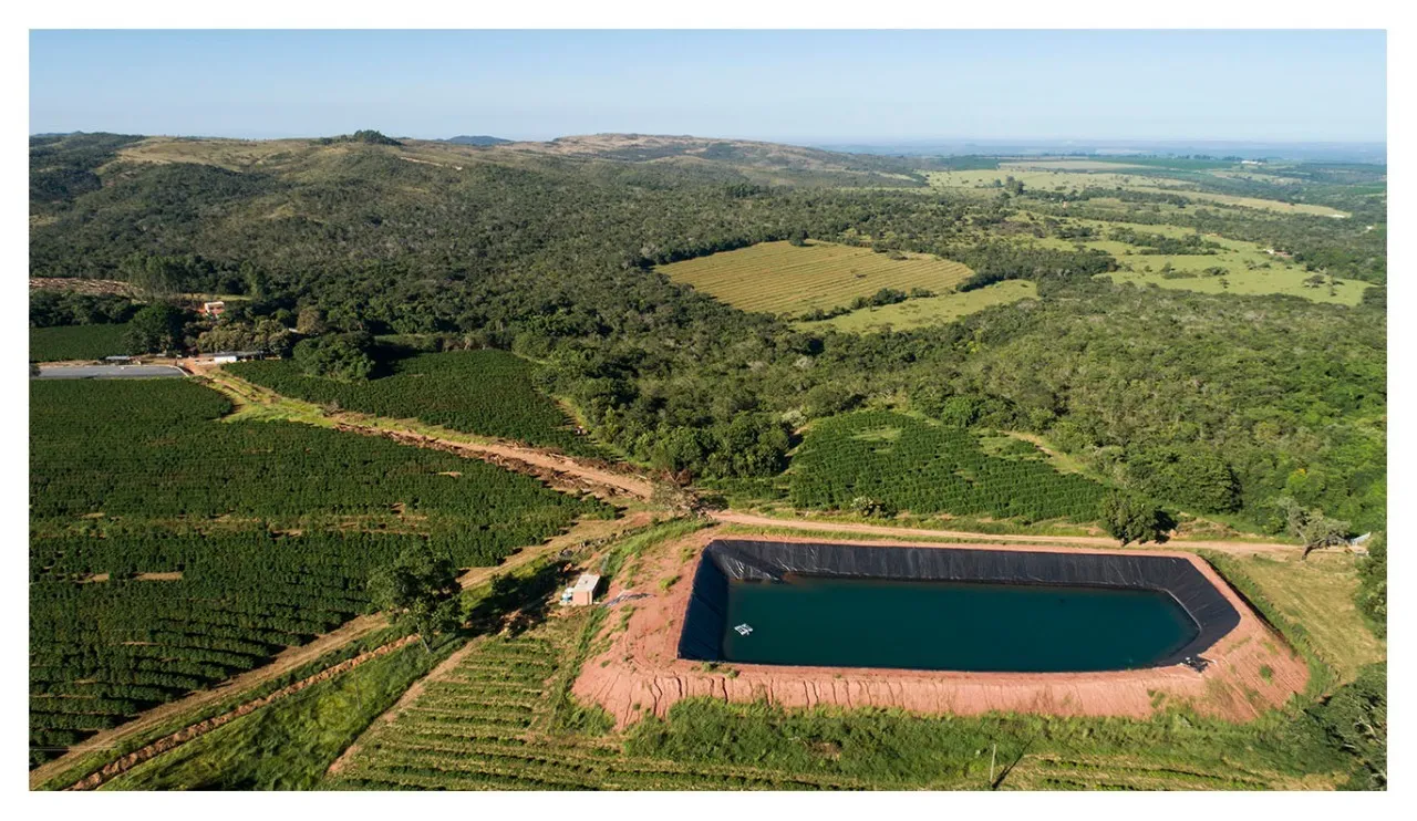 FAZENDA NA REGIÃO DO RIO PIRAPITINGA COM DUPLA APTIDÃO- PATROCÍNIO -MG