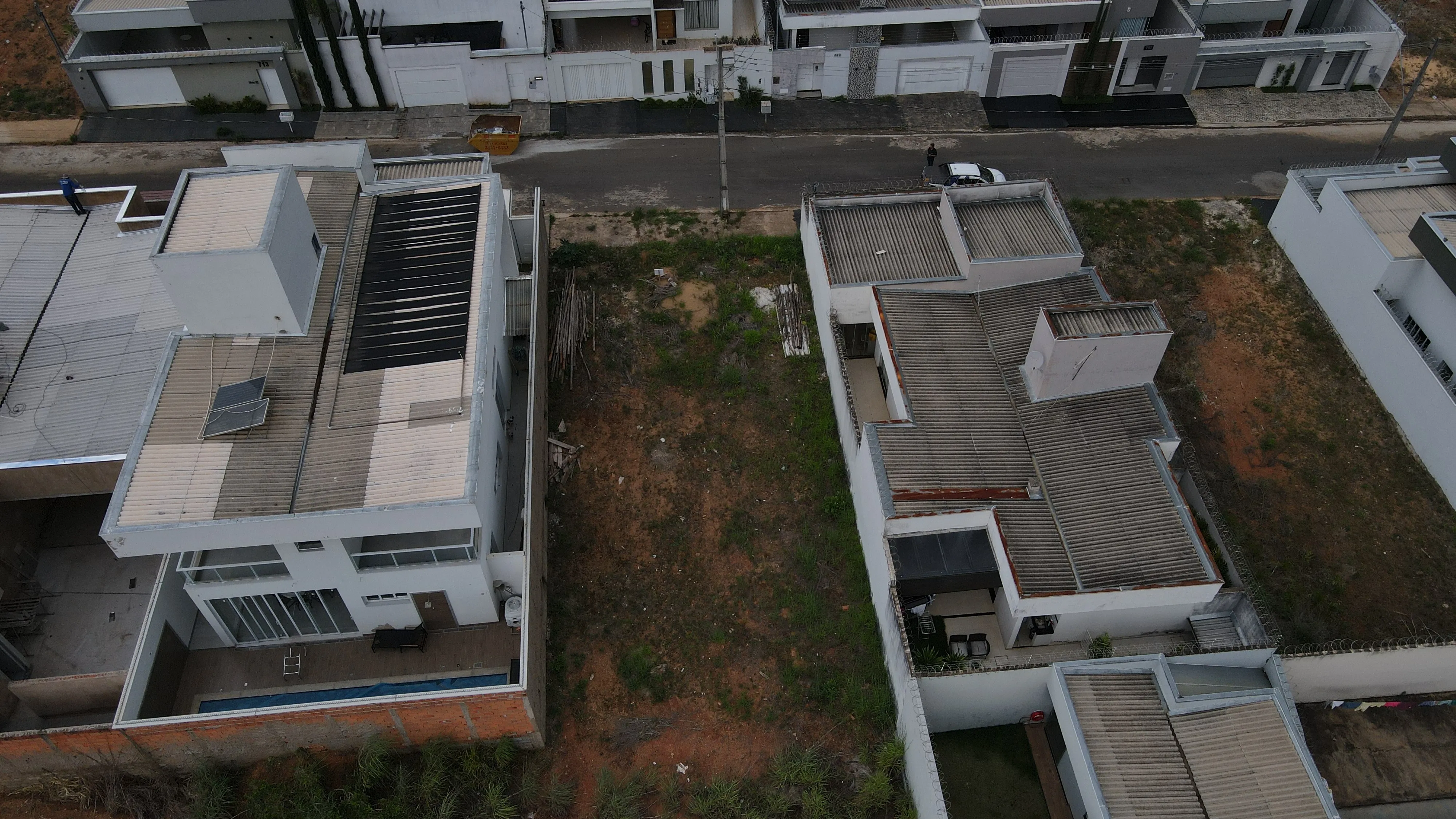 LOTE À VENDA - EXCELENTE LOCALIZAÇÃO NO BAIRRO MORADA NOVA 4