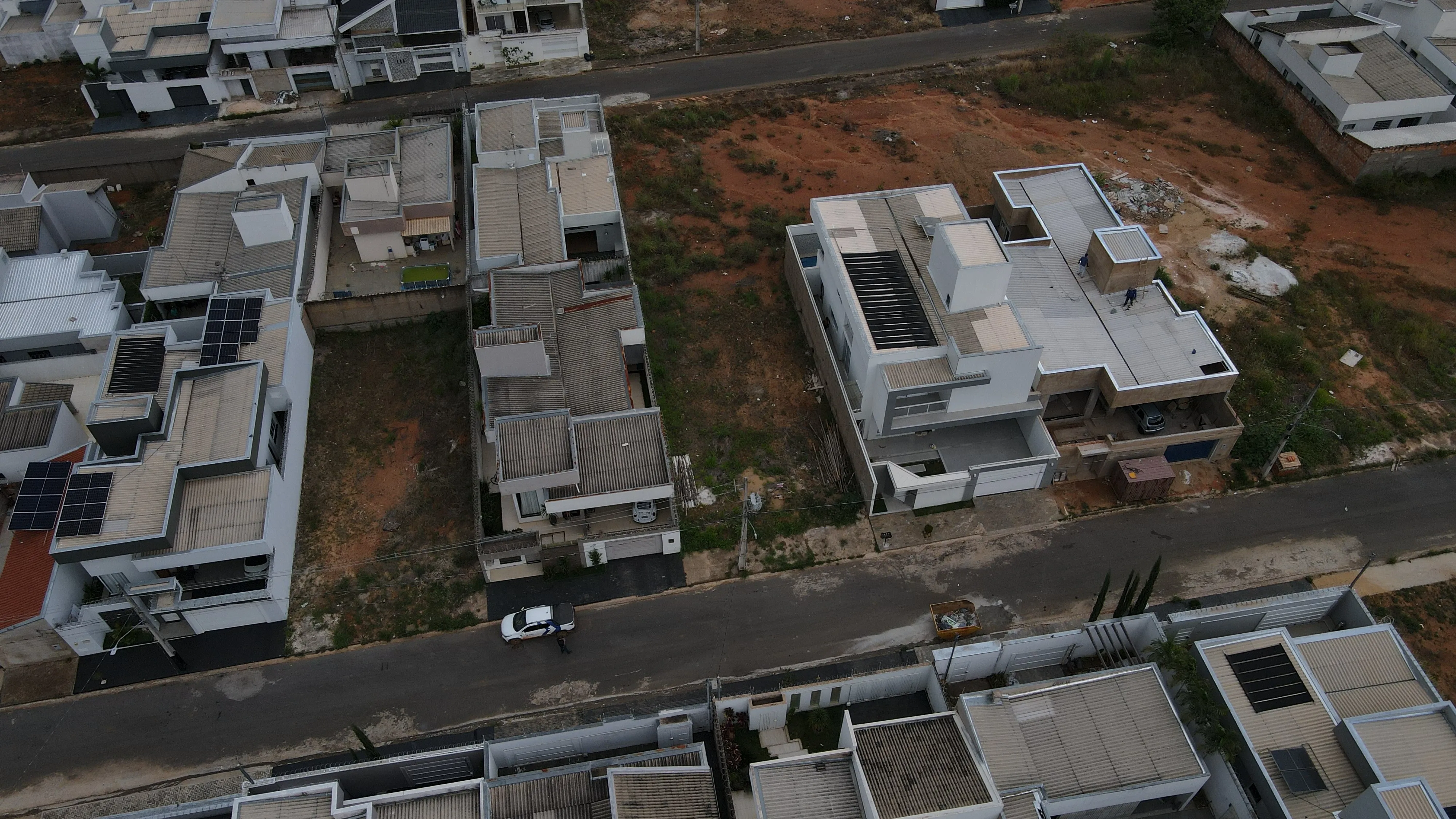 LOTE À VENDA - EXCELENTE LOCALIZAÇÃO NO BAIRRO MORADA NOVA 4